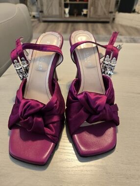Made In ITALY beautiisoles Fuchsia Knot Satin Heeled Sandals with Crystal Accent